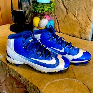 Nike Baseball Cleats youth size 6.6